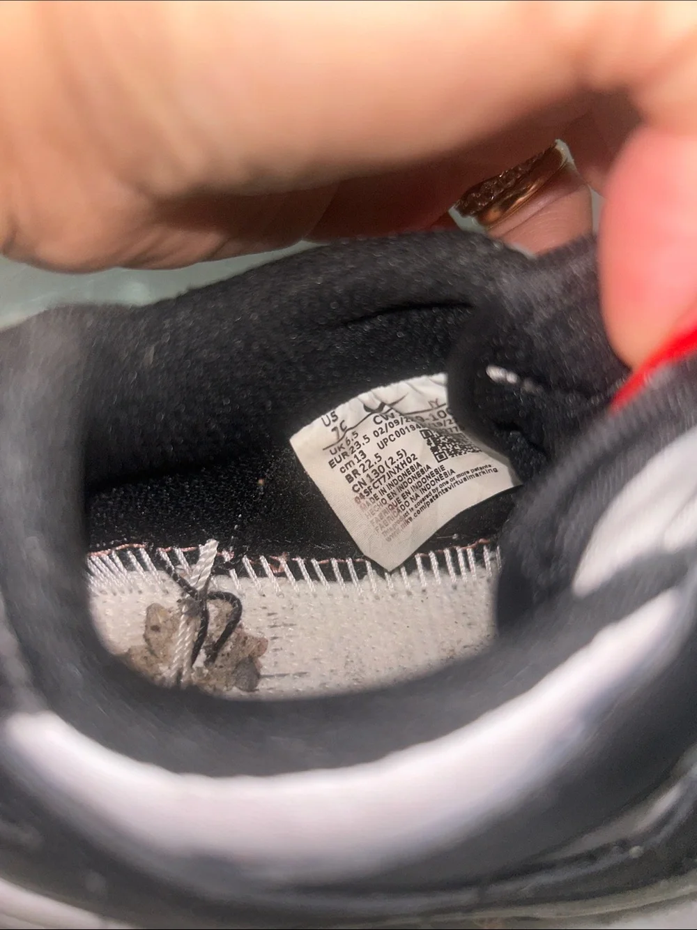 Nike Kids Black and White Panda Low-Top Sneakers Sz 7C